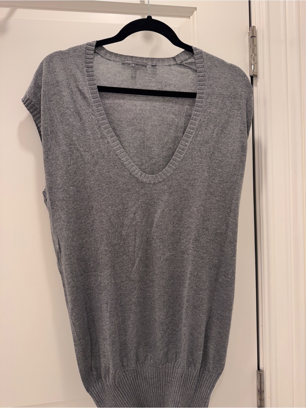 Vince Grey V-Neck Sleeveless Knit Vest